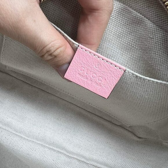 100% Authentic Gucci GG Marmont Small Leather Shoulder Bag - Picture 13 of 14